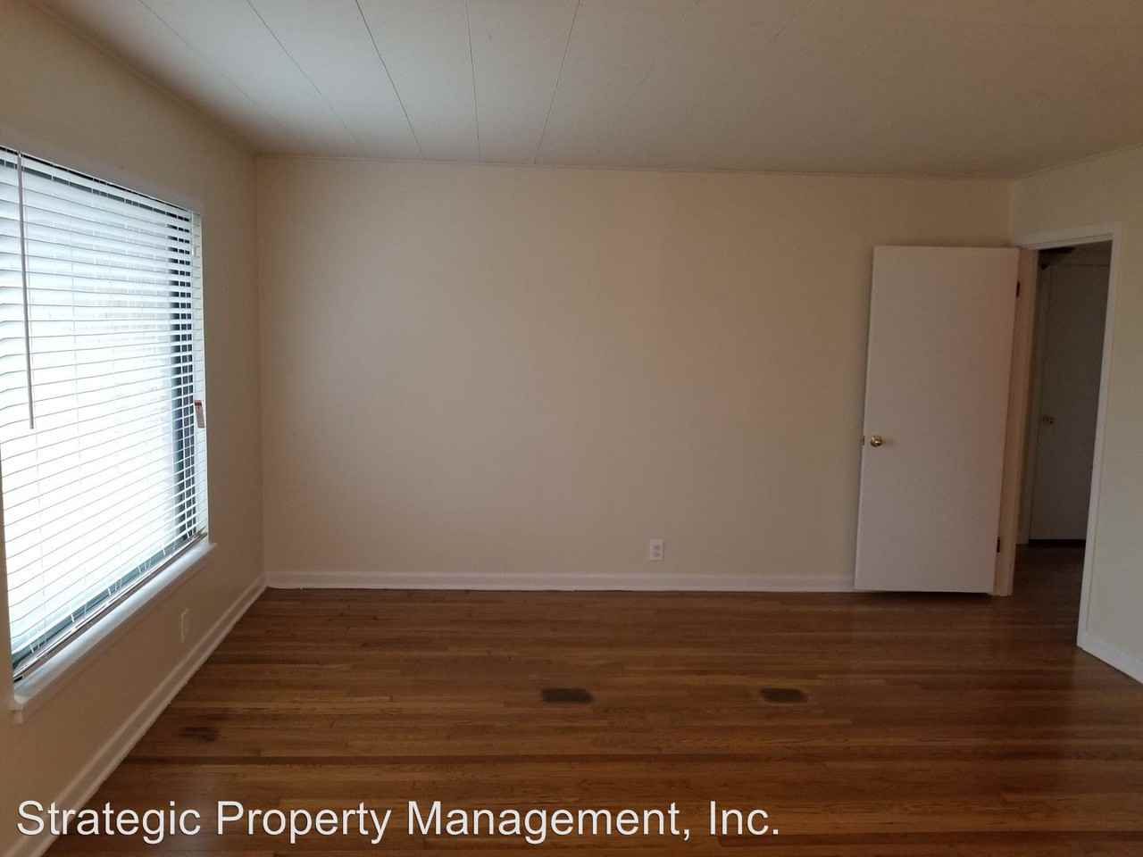 550 Lanark Dr. - Photo 3 of 13