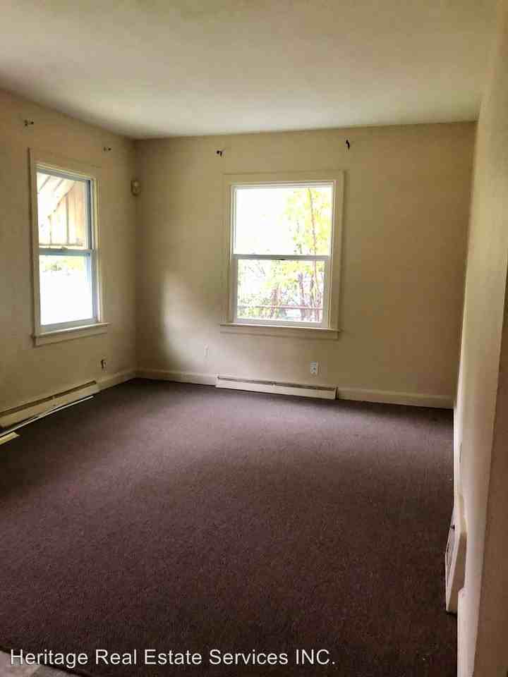 797 Louisiana St - Photo 2 of 10