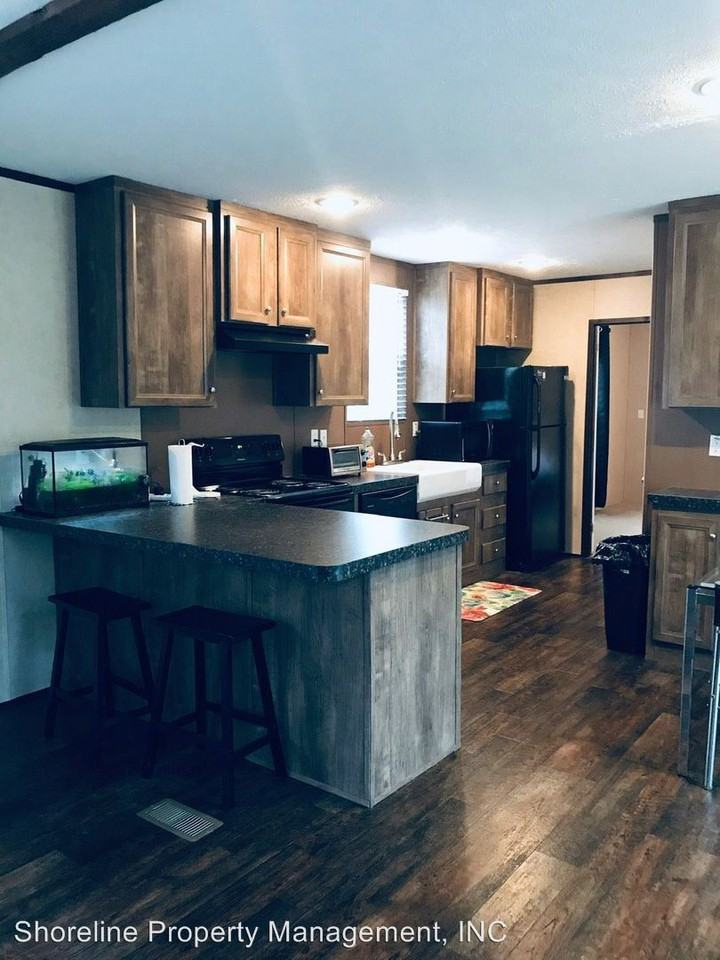 13316 Fox Run Drive - Photo 2 of 18