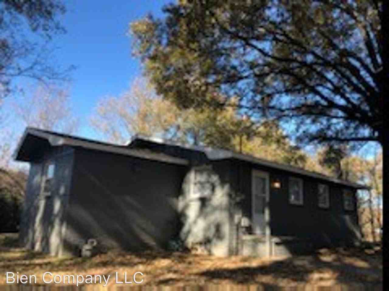 413 Thrower St. - Photo 3 of 13