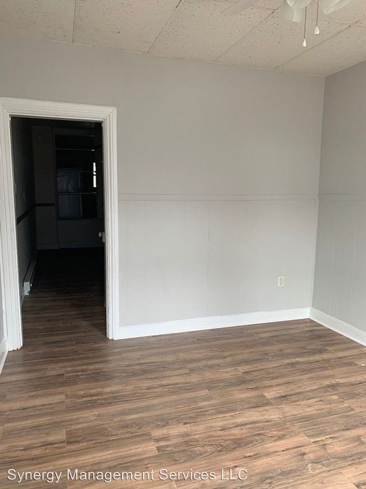 114-122 N. Conococheague Street - Photo 3 of 12