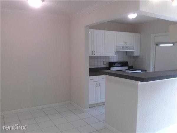 1830 Cleveland St - Photo 3 of 5