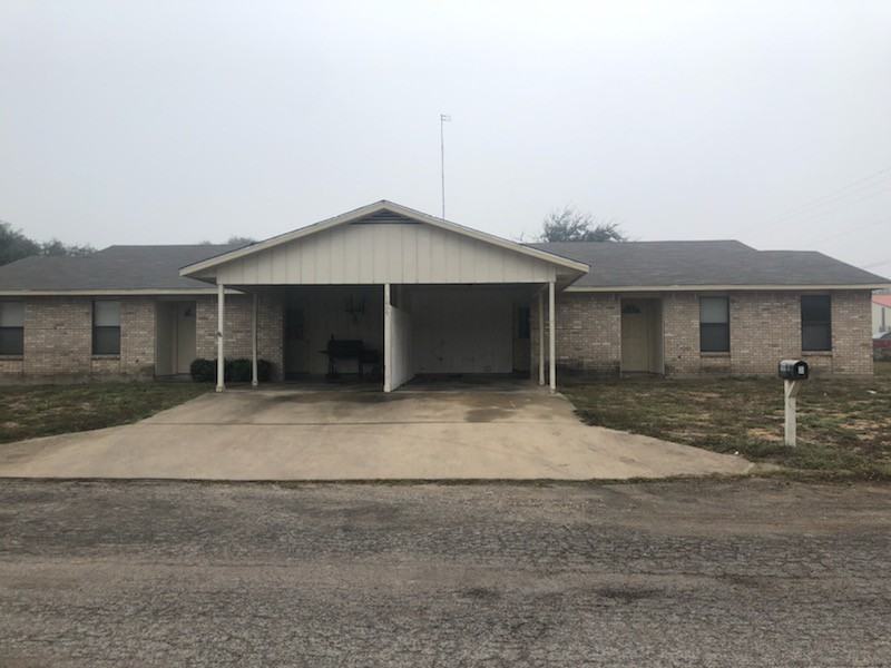 1009 Wilshire St, Pleasanton, TX 78064, USA 1 unit Rental Zumper