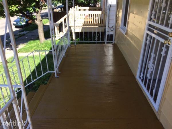 5626 Lawndale St - Photo 3 of 7