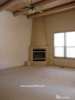 10104 Calabacillas Ct Nw - Photo 2 of 10