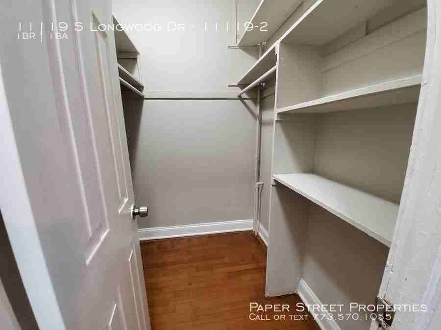 11119 S Longwood Dr 11119-2 #11119-2 - Photo 2 of 9