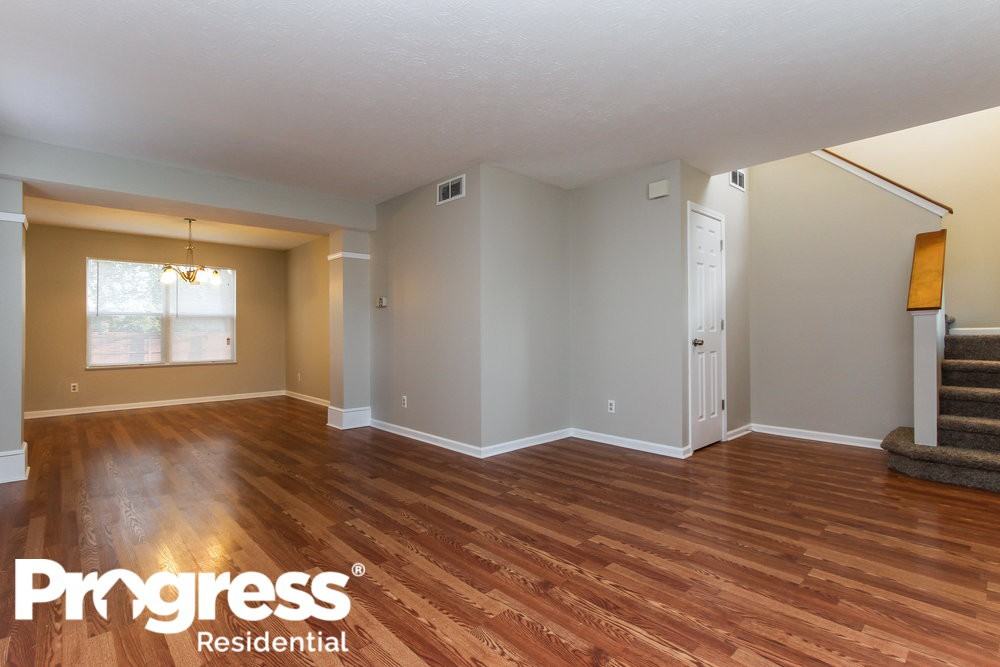707 Apple Ln - Photo 2 of 15