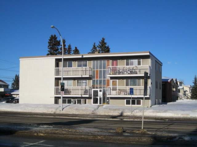 Westmount Arms Apartments 11108 132 Street Nw, Edmonton, AB T5M 1E5