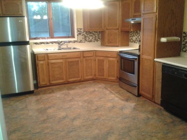344 Mc Clure Ave - Photo 2 of 20