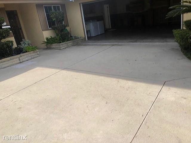 17192 Hague Ln - Photo 2 of 18