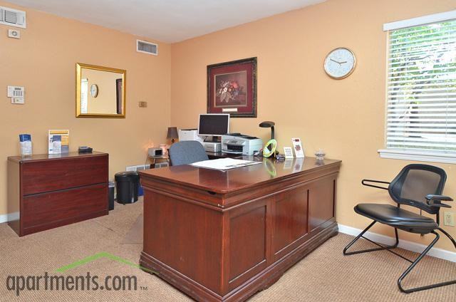 Woodbrier Apartments - Photo 2 of 29