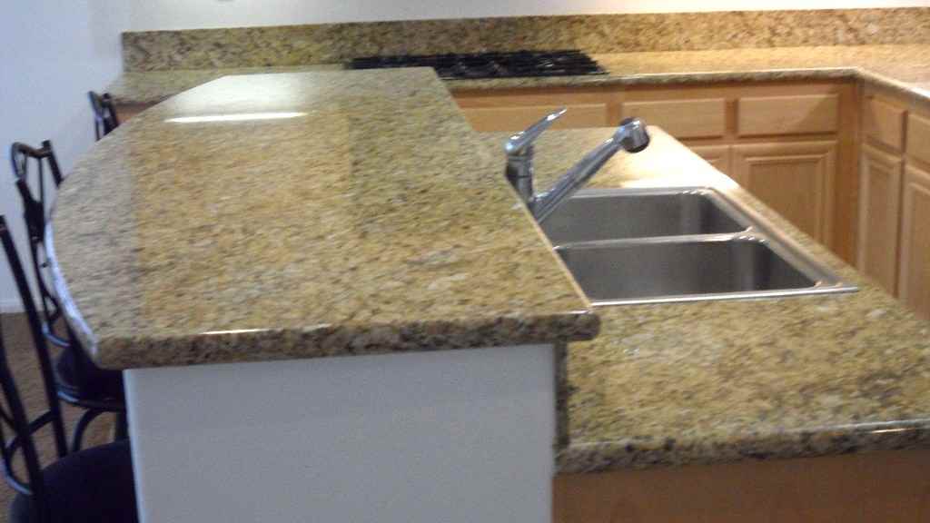 468 Oriole Rd - Photo 3 of 21