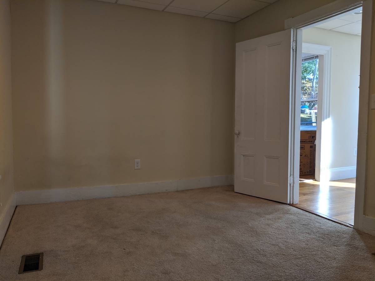 245 Valley St #1 - Photo 3 of 10