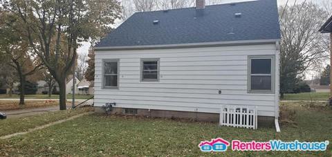 7102 W Congress St - Photo 2 of 8