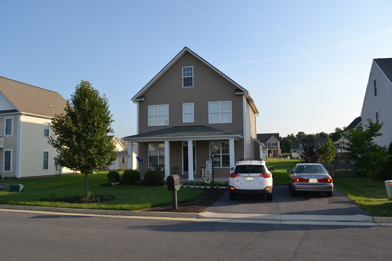 1025 Pendleton Dr - Photo 2 of 23