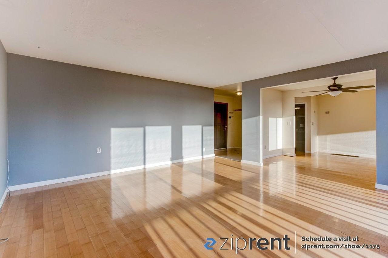 3049 Carlsen St - Photo 2 of 18