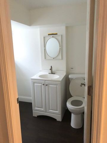 12210 Avers - Photo 3 of 10