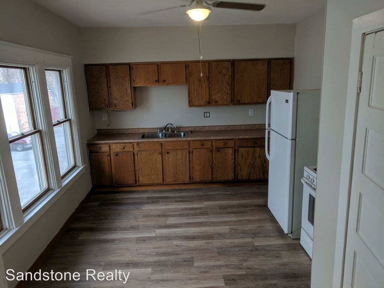 622 Middle Ave - Photo 3 of 15