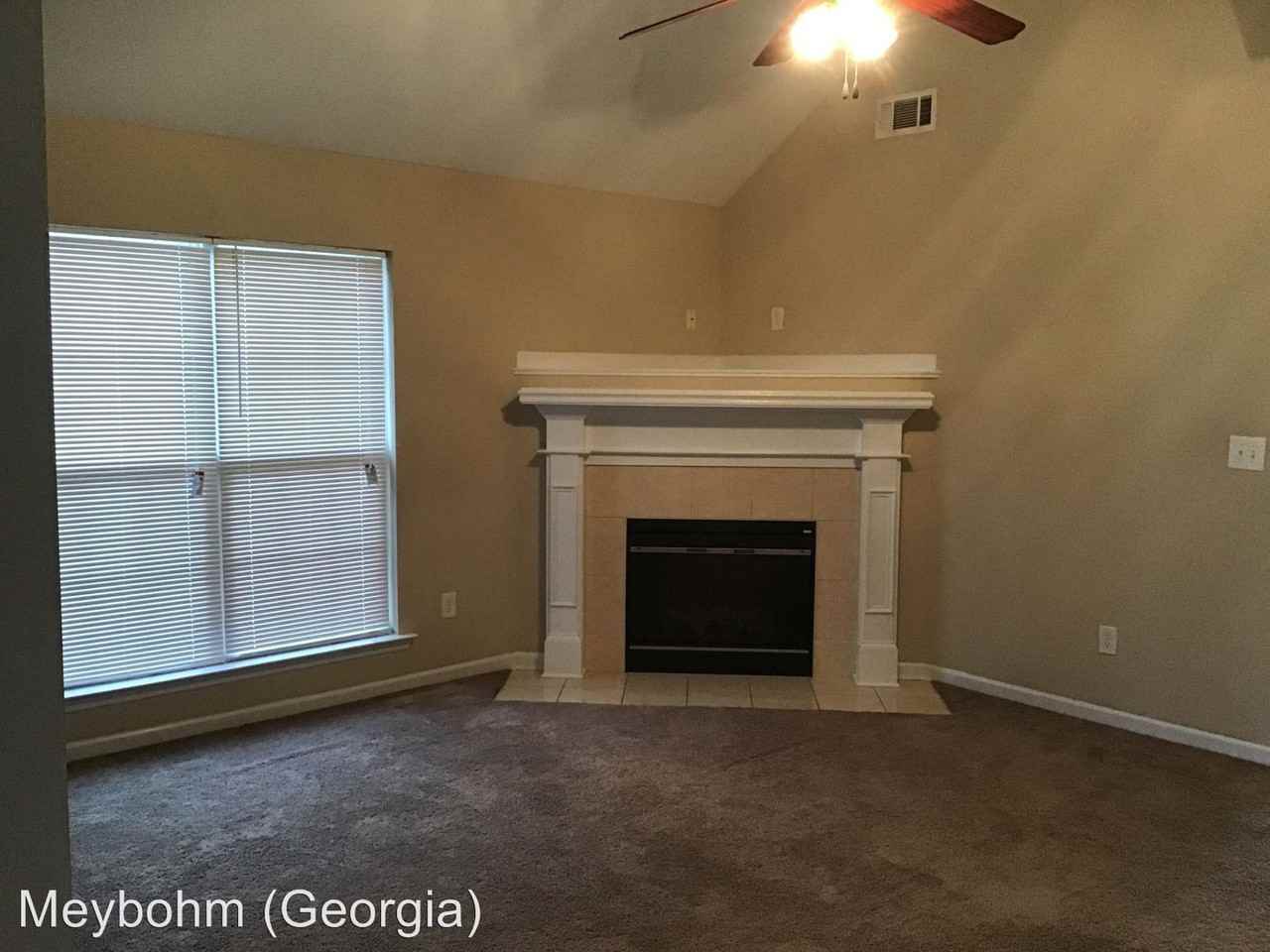 313 Elbrus Way - Photo 2 of 10