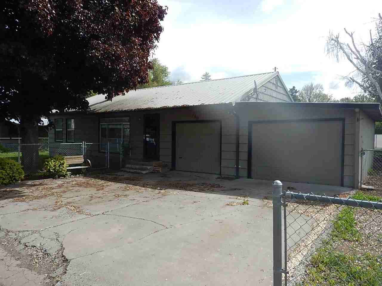 790 Se Garner Street