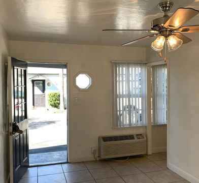 1350 South Escondido Blvd Apartments For Rent In Central