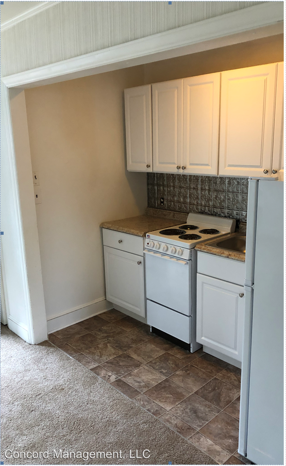 705 Summit Ave. - Photo 3 of 6