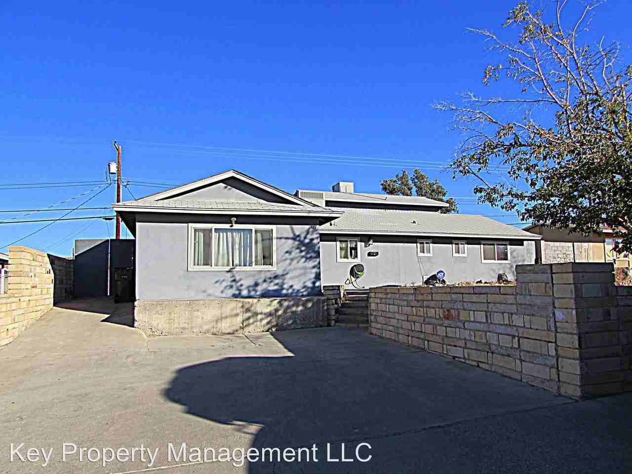 67 Constitution Ave - Photo 2 of 23