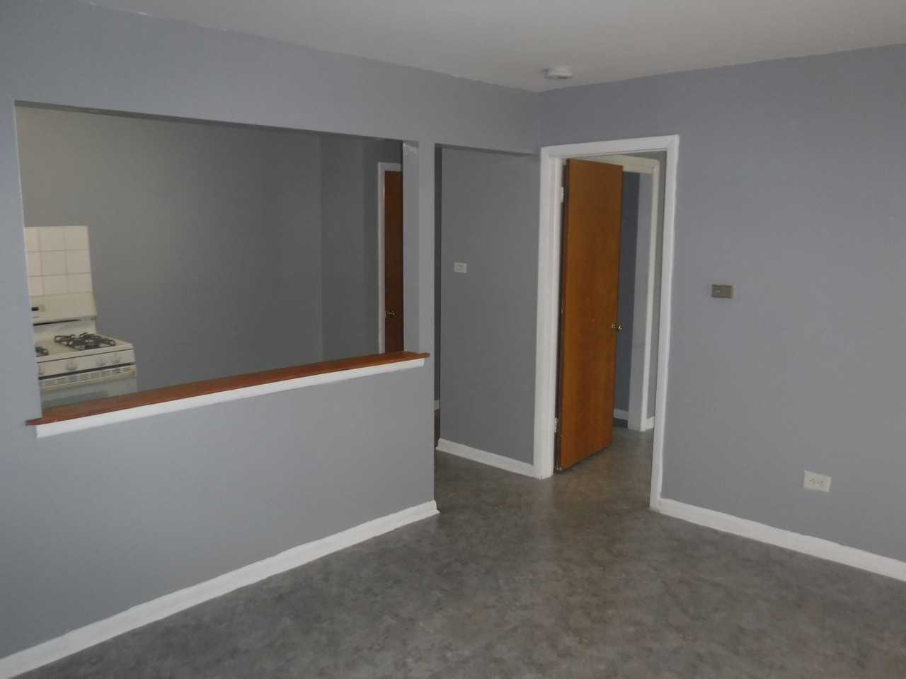 12401 S Honore St - Photo 2 of 8