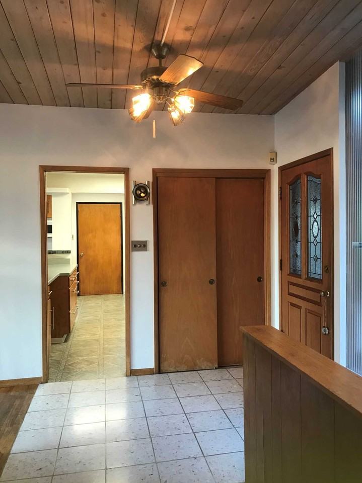 806 Prospect Ave N - Photo 2 of 10