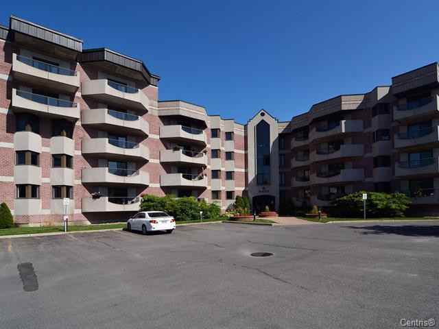 4475 Boulevard Saint-Jean - Photo 2 of 8