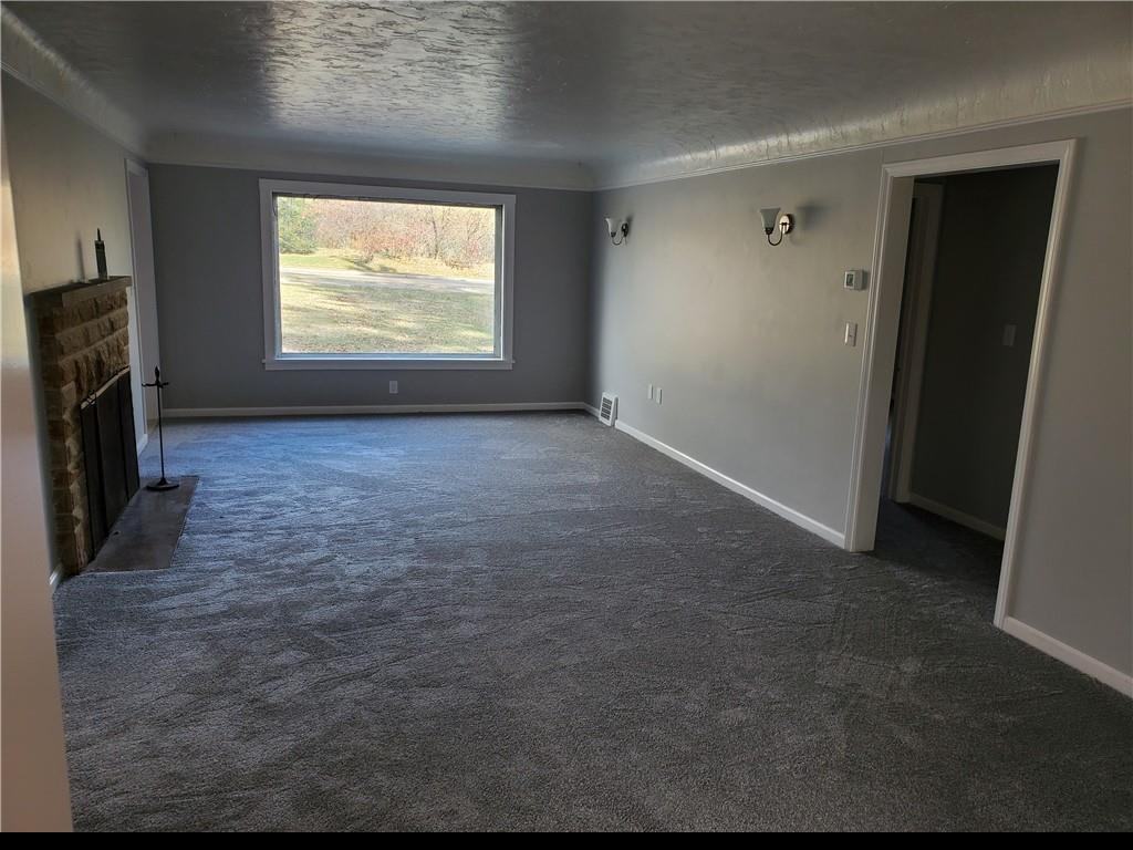 27280 Miles Rd - Photo 3 of 9