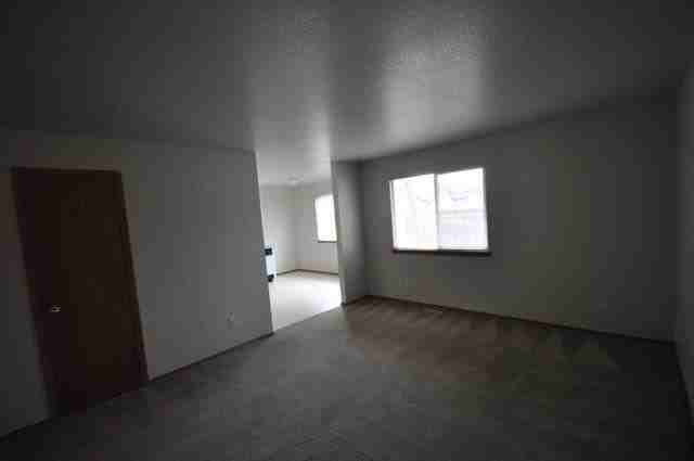 41 Sw 7th Ave - Photo 2 of 15