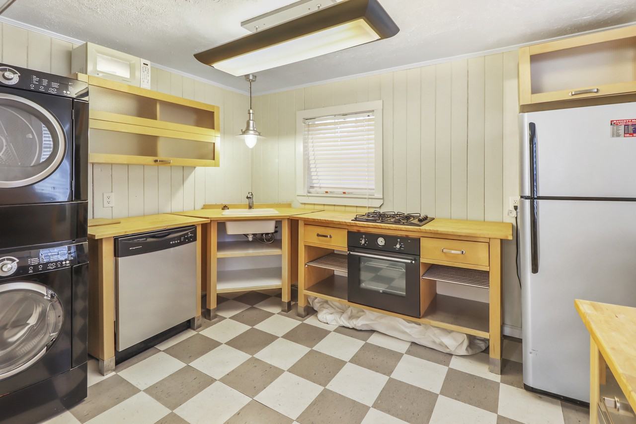 4108 Auburn St #B - Photo 3 of 4