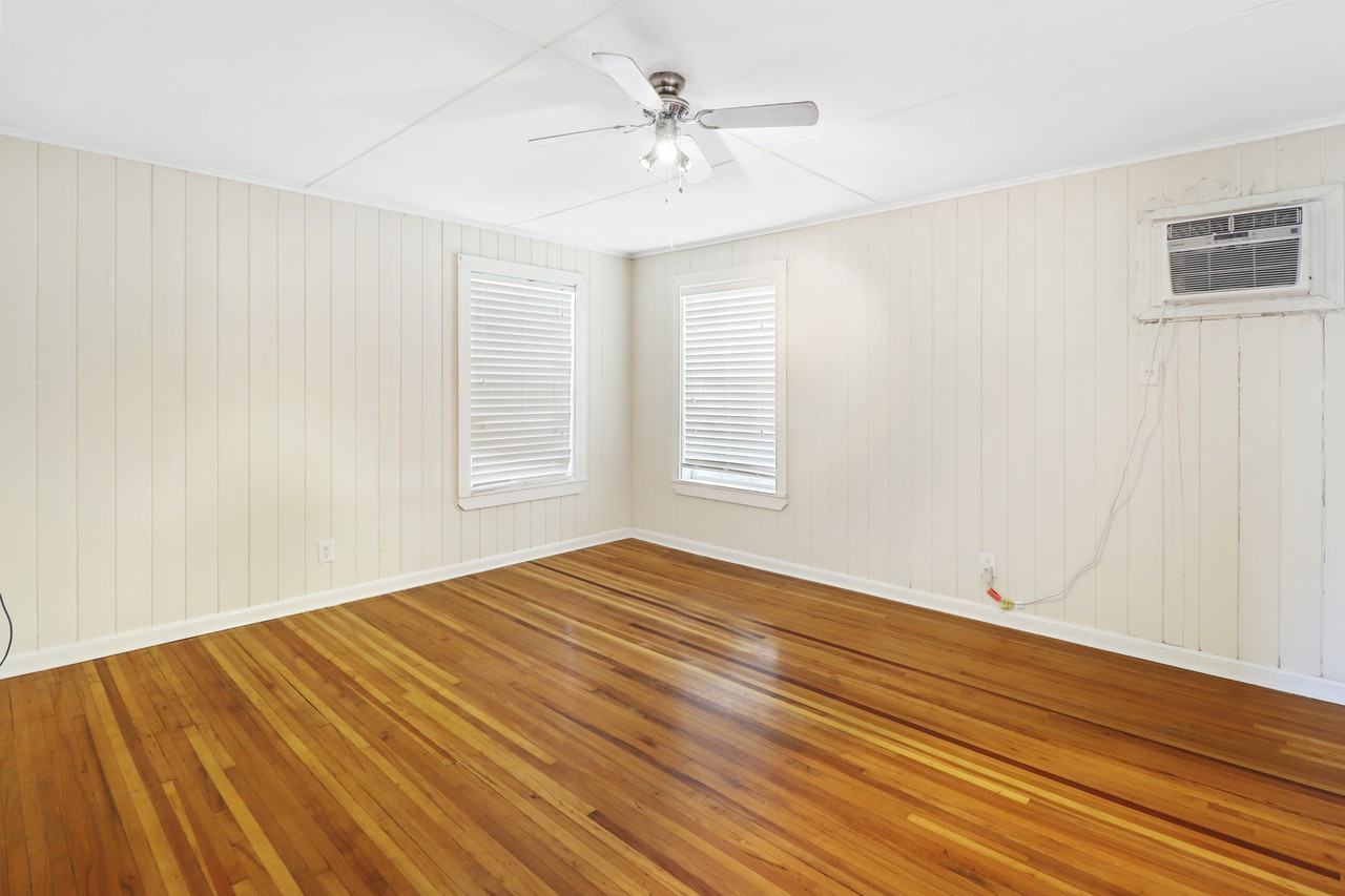 4108 Auburn St #B - Photo 2 of 4