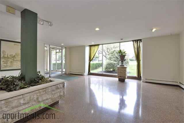 Maple Crest Apartments at Williston Park 610 Willis Ave, Williston