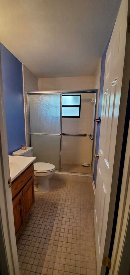 505 Sw 12th Street - Photo 2 of 28