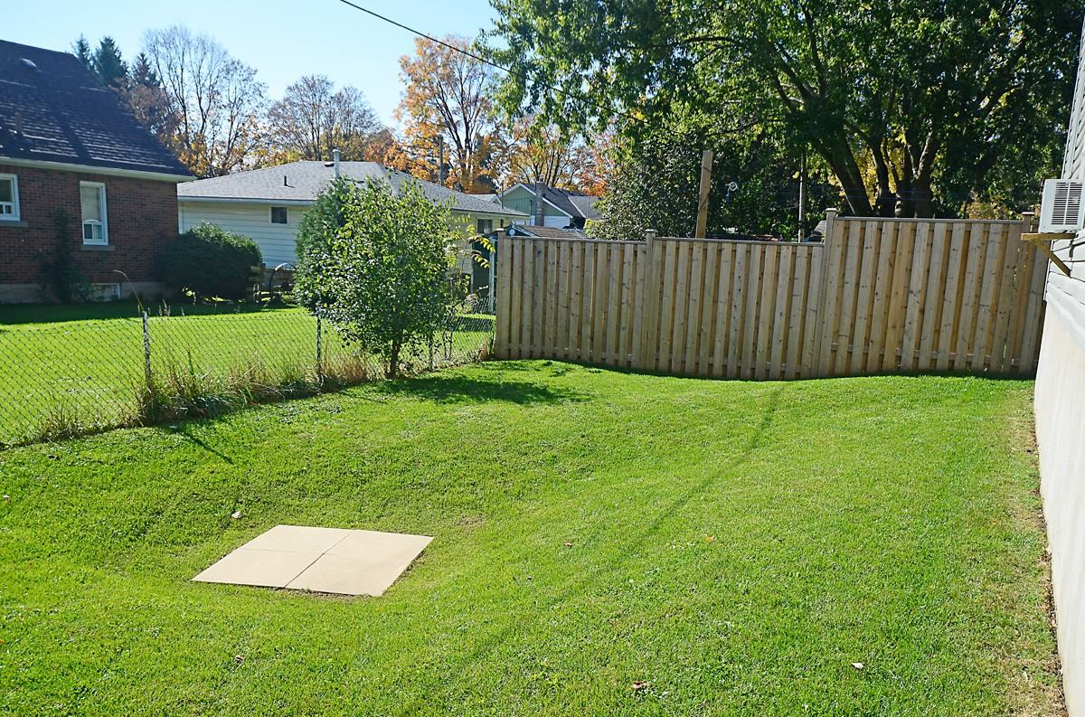 270 Garafraxa Street East #B - Photo 3 of 9