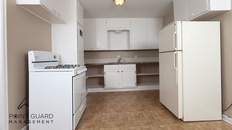 654 S. Eastridge - Photo 3 of 10