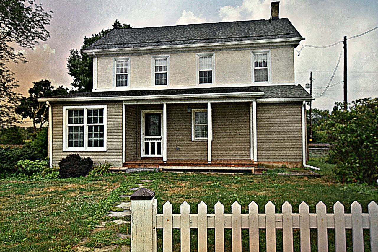 9413 Kings Highway - Photo 2 of 14