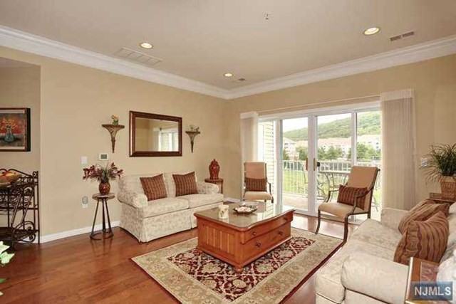 9119 Warrens Way - Photo 3 of 23