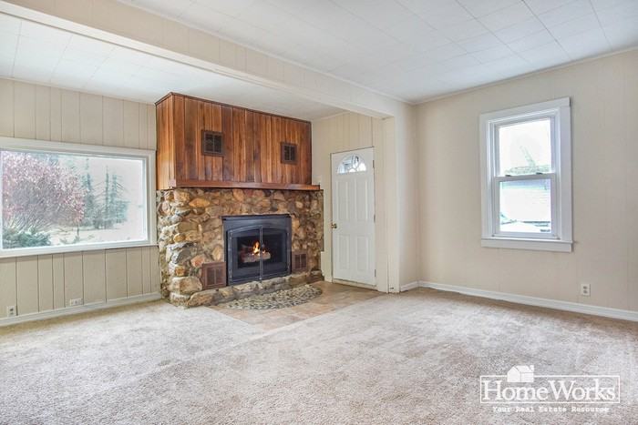 19648 Palisade Avenue - Photo 3 of 16