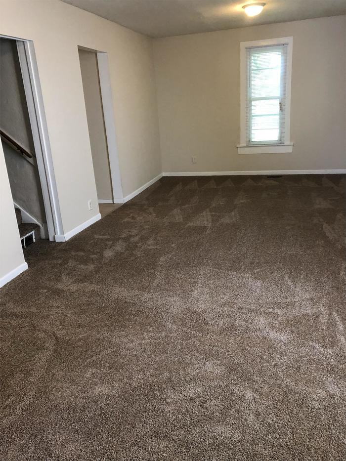 682 West Lexington Avenue - Photo 2 of 11