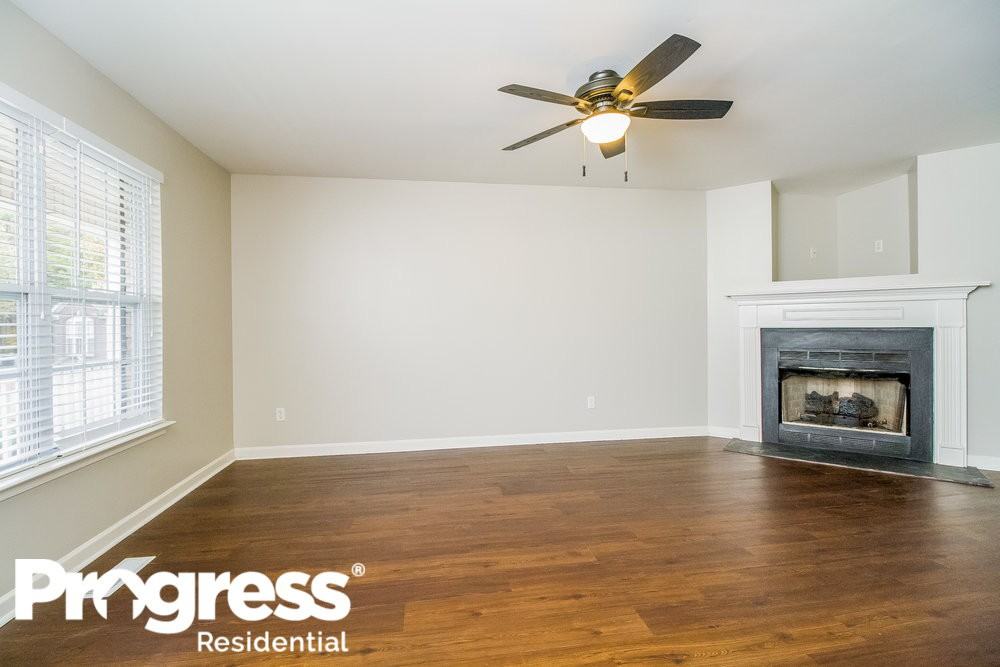 704 Billie Jean Cir - Photo 2 of 18