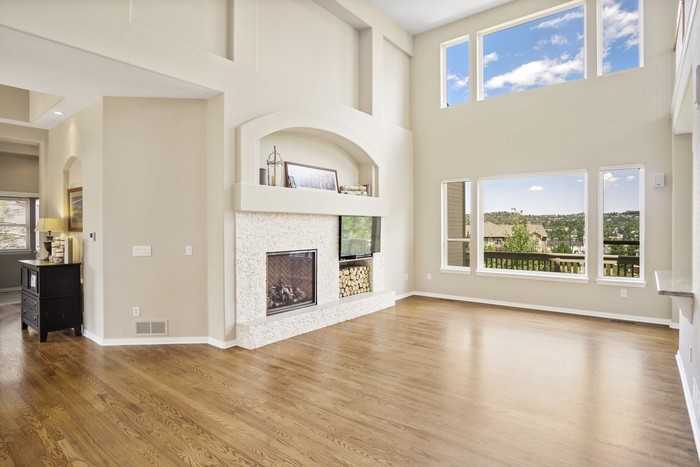 1183 Foursome Drive - Photo 3 of 21