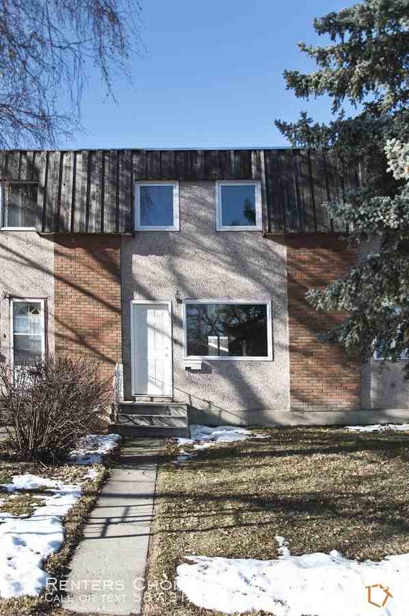 1412 Ashgrove Road South - Photo 2 of 14