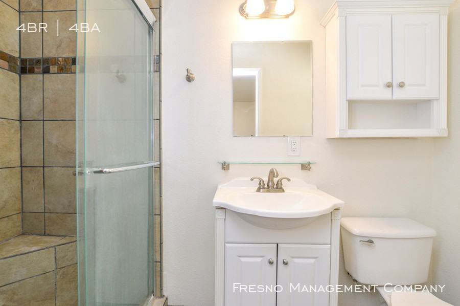 12353 N. Friant Rd. - Photo 3 of 26