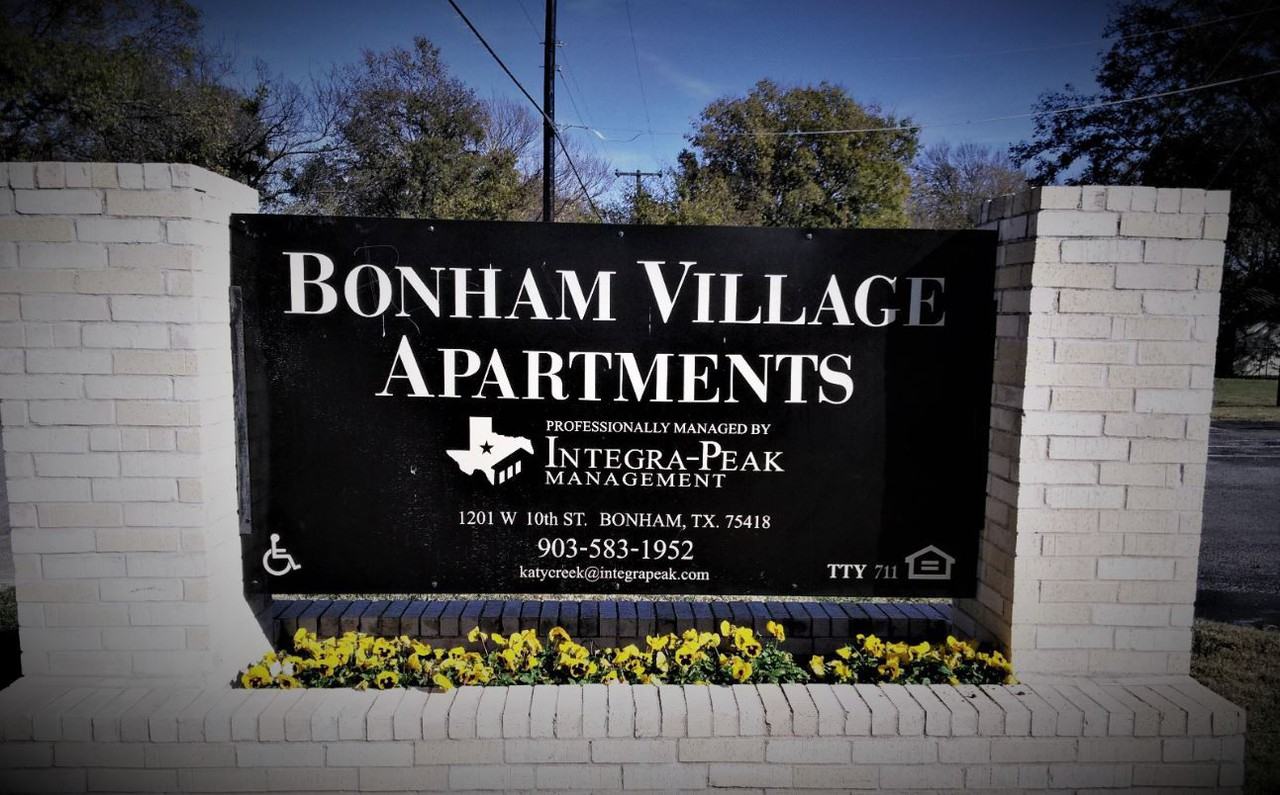 Bonham Village Apartments 1201 W 10th St, Bonham, TX 75418 Zumper