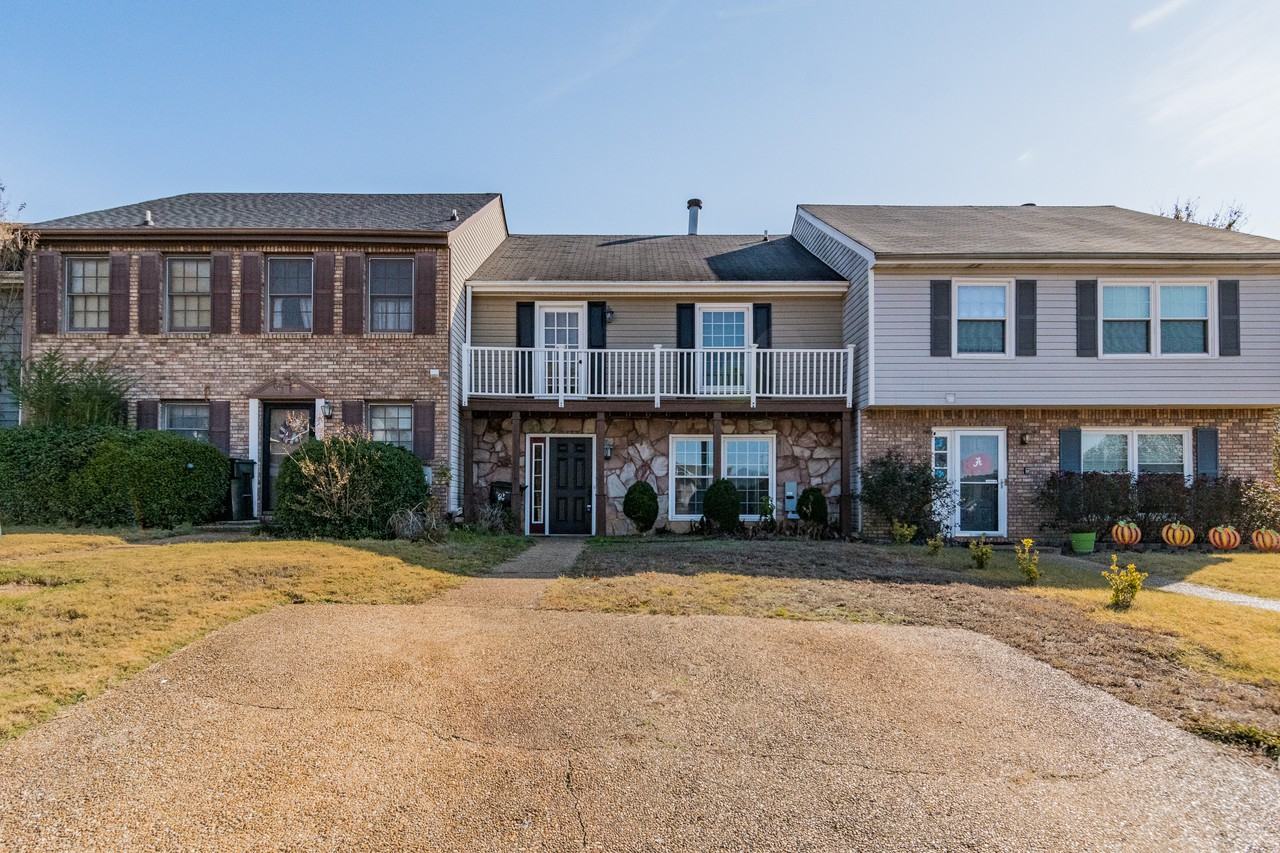 704 Cahaba Manor Dr - Photo 2 of 25