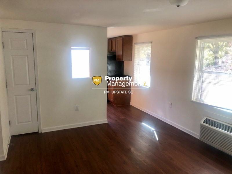 201 Chandler Dr #17D - Photo 3 of 12