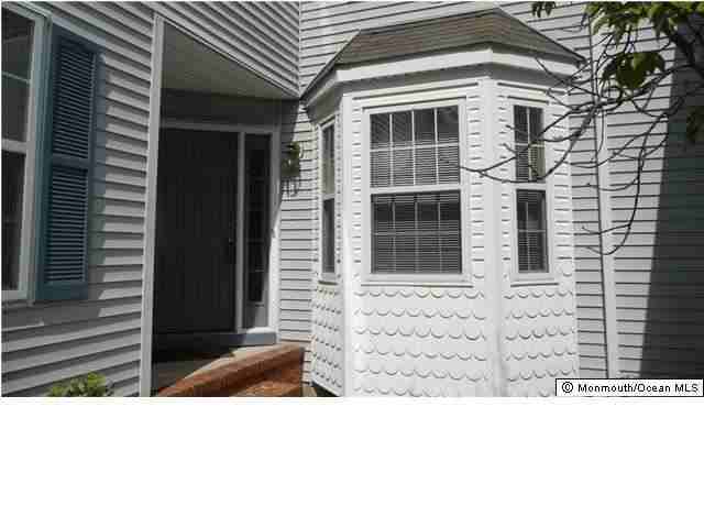23 Ashley Dr - Photo 3 of 17
